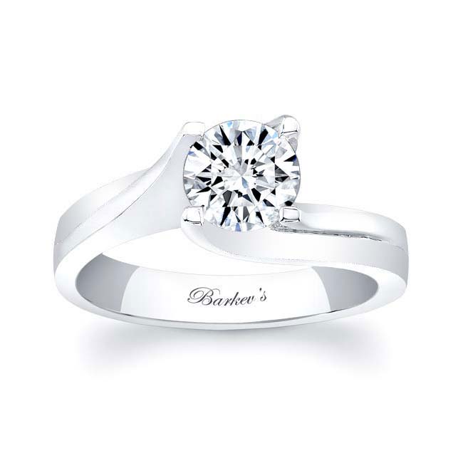 Round Cut Solitaire Ring