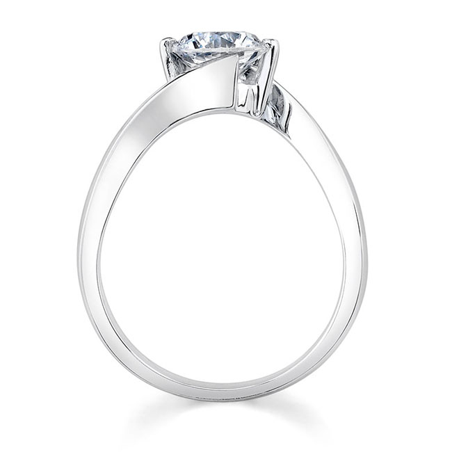 Contemporary Solitaire Ring Image 2