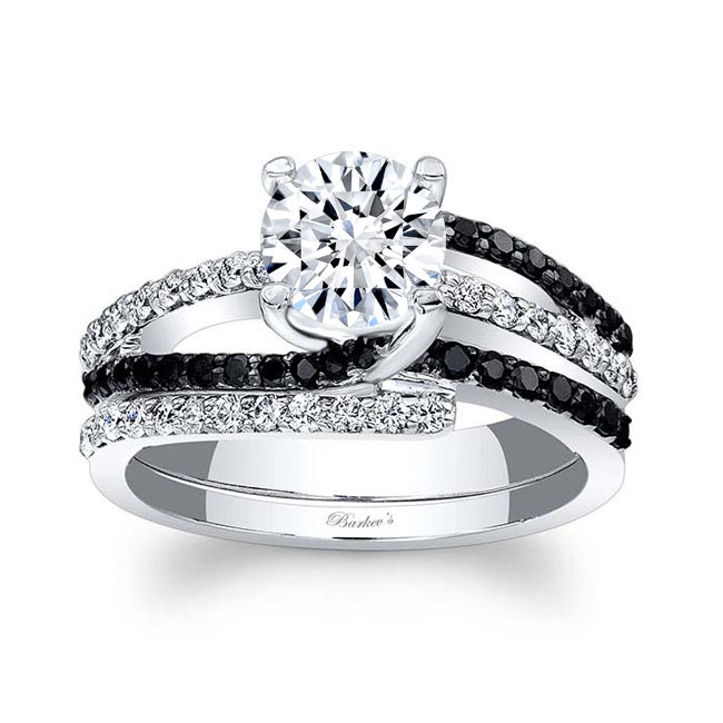 1 Carat Round Cut Black Diamond Accent Bridal Set