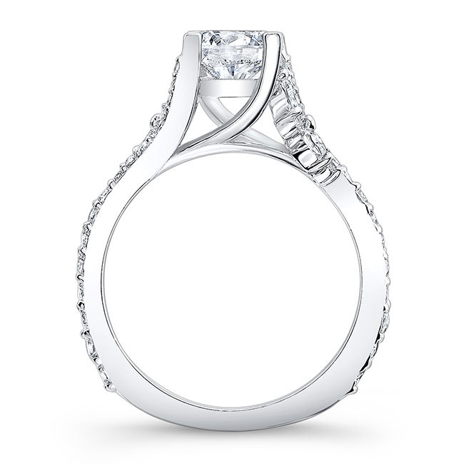 1 Carat Round Diamond Ring Image 2