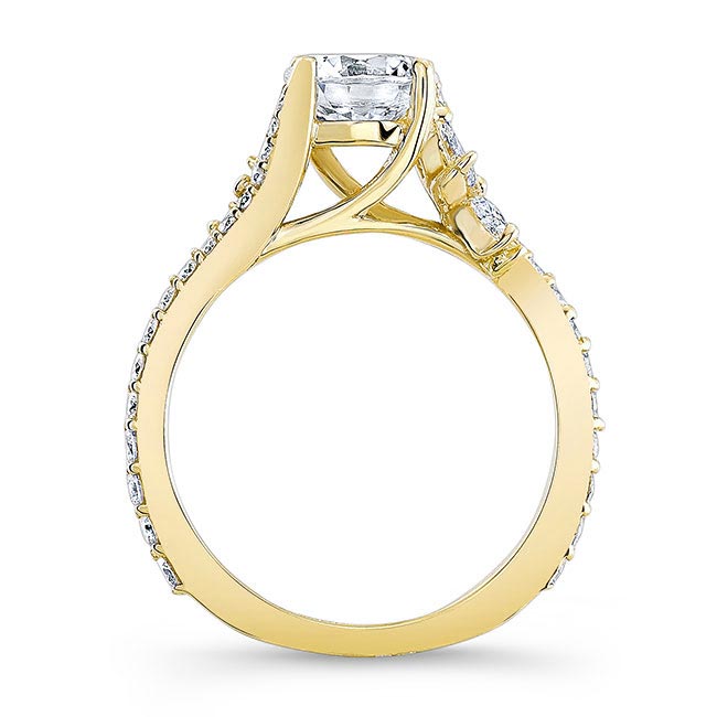 Yellow Gold 1 Carat Round Diamond Ring Image 2