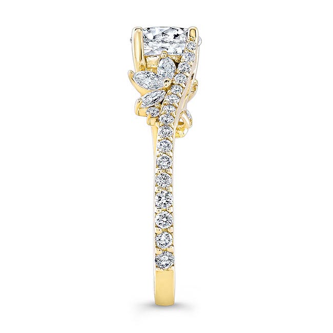 Yellow Gold 1 Carat Round Diamond Ring Image 3