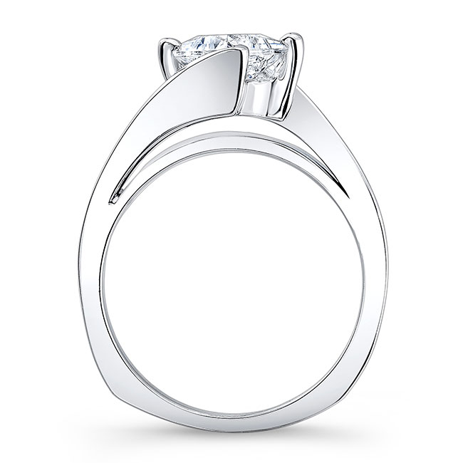 Platinum Solitaire Princess Diamond Ring Image 2