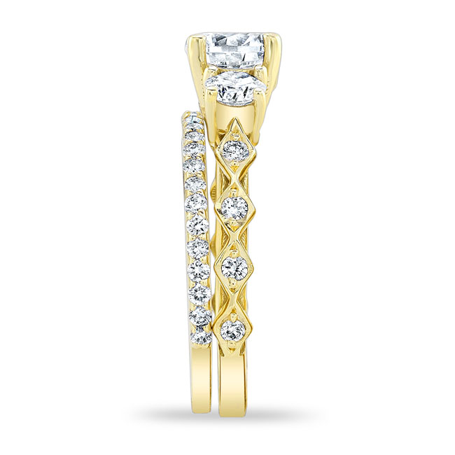 Yellow Gold Vintage 3 Stone Diamond Ring Set Image 3