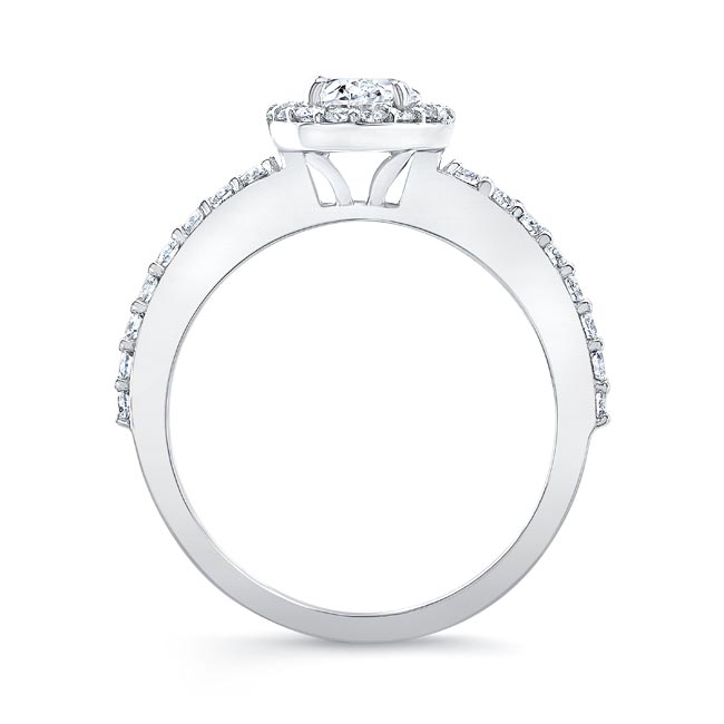 Oval Moissanite Halo Engagement Ring Image 2