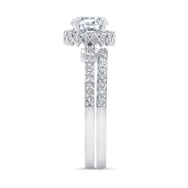 Round Halo Diamond Wedding Set Image 3