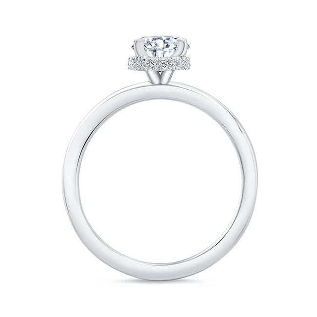 Lia Oval Moissanite Engagement Ring Image 2