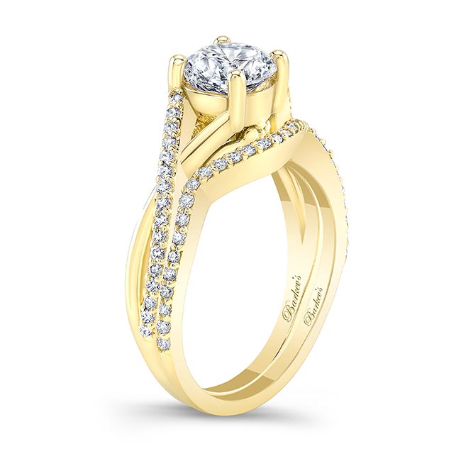 Yellow Gold One Carat Lab Grown Diamond Bridal Set Image 2